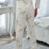 Pijama camisa y pantalón floral