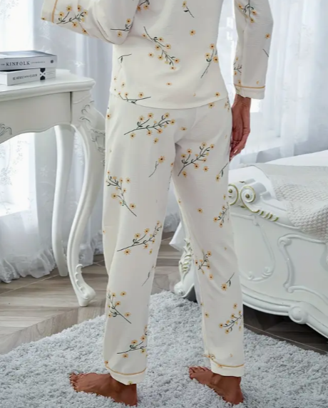 2 (5) Pijama camisa y pantalón floral