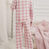 Pijama camisa y pantalón a cuadros