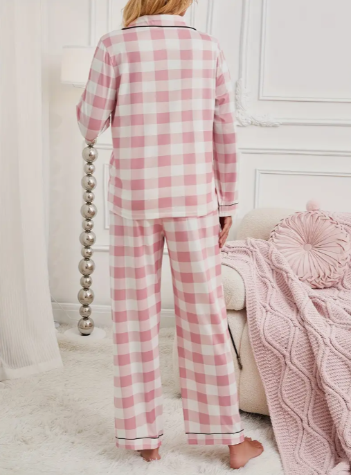 2 (6) Pijama camisa y pantalón a cuadros